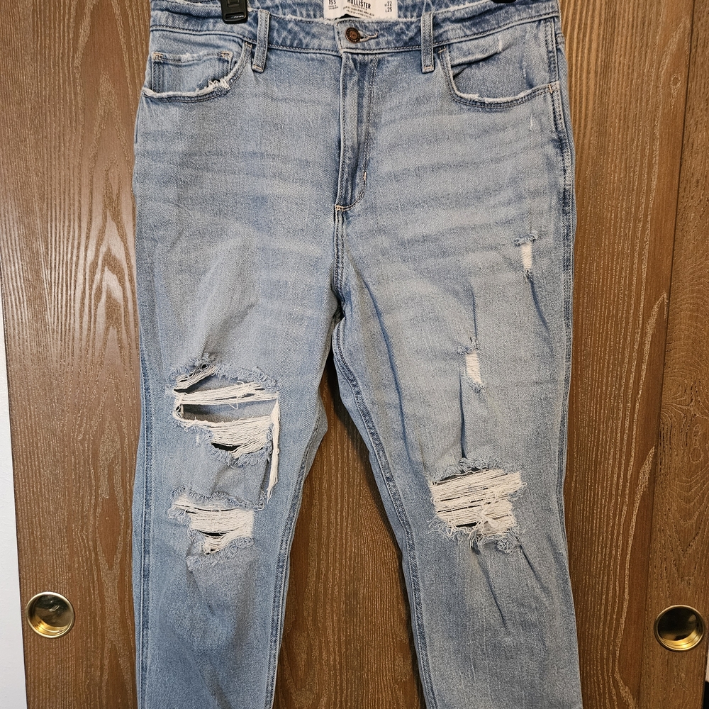 Hollister Light Blue Distressed Curvy Highrise Mom Jean